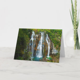 Wasserfall aus erhöhter Perspektive, Kroatien Feiertagskarte