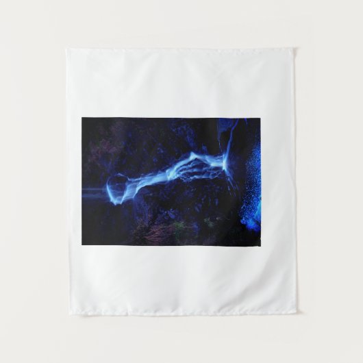 Wasserfall aus Real Beauty Tapestry Wandteppich (Vorderseite)
