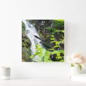 Wasserfall des Hell's Gate Canyon Quadratische Wanduhr (Zuhause)