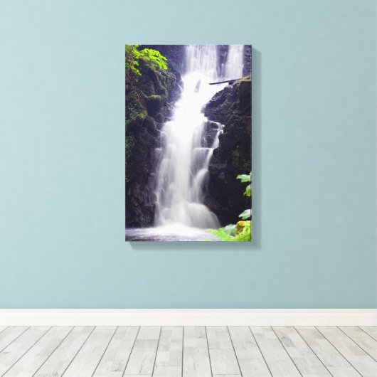 Wasserfall, Druck von Scotland Canvas Leinwanddruck (Insitu (Holzboden))