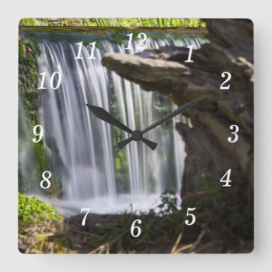 Wasserfall-Fokussierte Wall-Uhr Quadratische Wanduhr (Vorderseite)