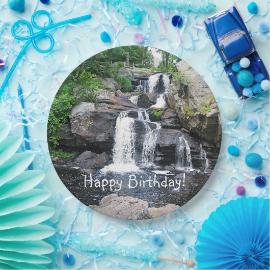 Wasserfall glücklich Geburtstag Pappteller (Party)