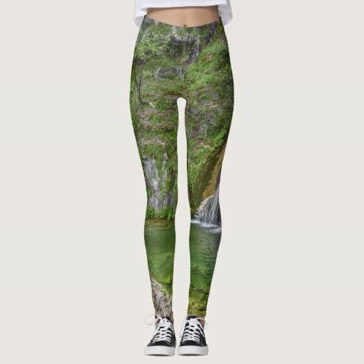Wasserfall "Grüne Natur" Leggings (Vorderseite)