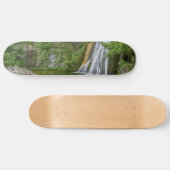 Wasserfall "Grüne Natur" Skateboard (Horizontal)
