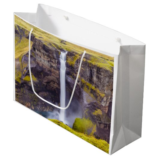 Wasserfall Haifoss, Island Große Geschenktüte (Vorderseite Schrägansicht)