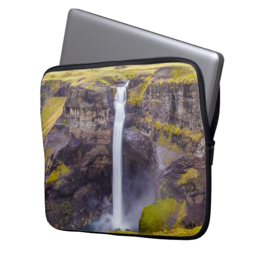 Wasserfall Haifoss, Island Laptopschutzhülle (Vorderseite Links)