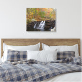 Wasserfall im Laurel Hill Staat Park I Leinwanddruck (Insitu (Schlafzimmer))