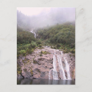 Wasserfall im Nebel Postkarte