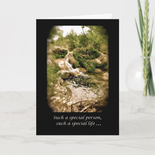 Wasserfall im Wald - Feier zum Leben Einladung (Vorderseite)