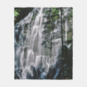 Wasserfall im Wald, Oregon Fleecedecke (Vorderseite)