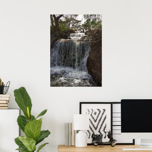 Wasserfall im Zen Gardens Poster (Heimbüro)