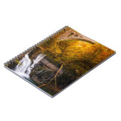 Wasserfall in der Vintgar Schluchtschlucht im Notizblock (Linke Seite)