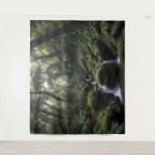 Wasserfall in einem üppigen Regenwald Wandteppich (Vorderseite)