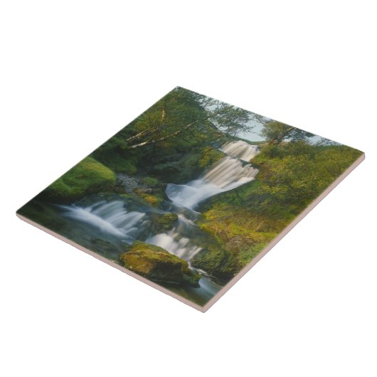 Wasserfall, Insel Skye, Schottland Fliese (Seite)