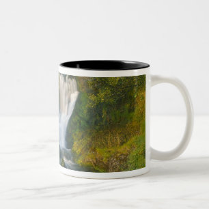Wasserfall, Insel Skye, Schottland Zweifarbige Tasse