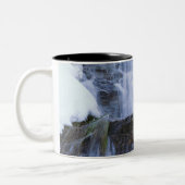 Wasserfall, Mammutbaum und Könige Canyon National Zweifarbige Tasse (Links)