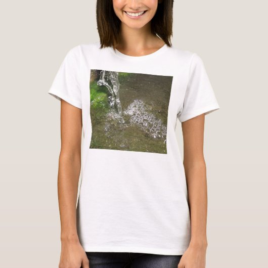 Wasserfall mit Schlammwasser T-Shirt (Vorderseite)