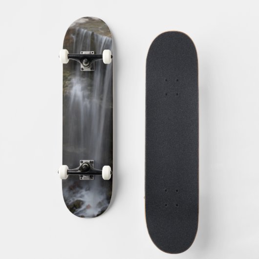 Wasserfall Skateboard (Vorderseite)