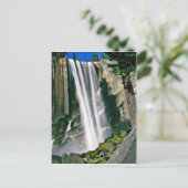 Wasserfall über Felsen Postkarte (Stehend Vorderseite)