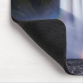 Wasserfall und Regenbogen Mousepad (Ecke)