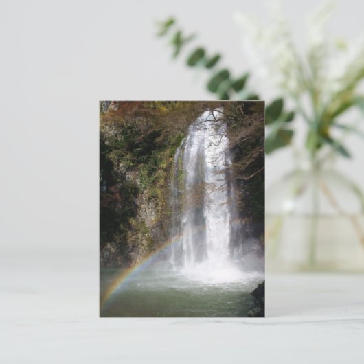 Wasserfall und Regenbogen Postkarte (Stehend Vorderseite)