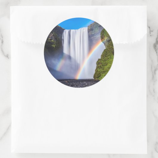 Wasserfall und Regenbogen Runder Aufkleber (Tasche)