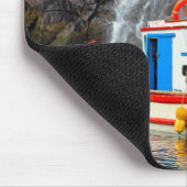 Wasserfall und Schiff Mousepad (Ecke)