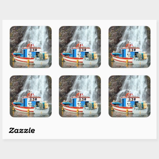 Wasserfall und Schiff Quadratischer Aufkleber (Blatt)