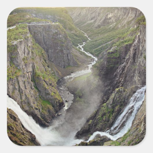 Wasserfall Voringsfossen in Norwegen Quadratischer Aufkleber (Vorderseite)