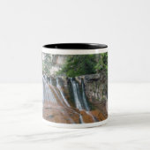 Wasserfall, Zion National Park, Utah, USA Zweifarbige Tasse (Mittel)