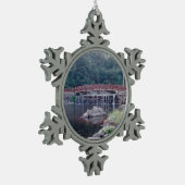 Wasserfallbrücke Schneeflocken Zinn-Ornament (Links)