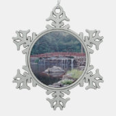Wasserfallbrücke Schneeflocken Zinn-Ornament (Vorderseite)
