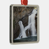 Wasserfälle, die aus eine Felsen-Klippe Silbernes Ornament (Rechts)