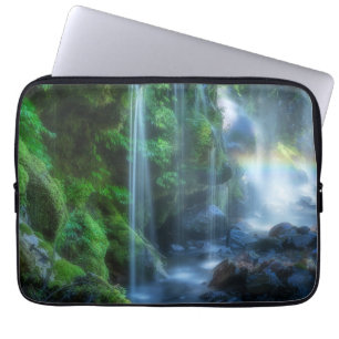 Wasserfälle   Shinmata Ravine, Japan Laptopschutzhülle