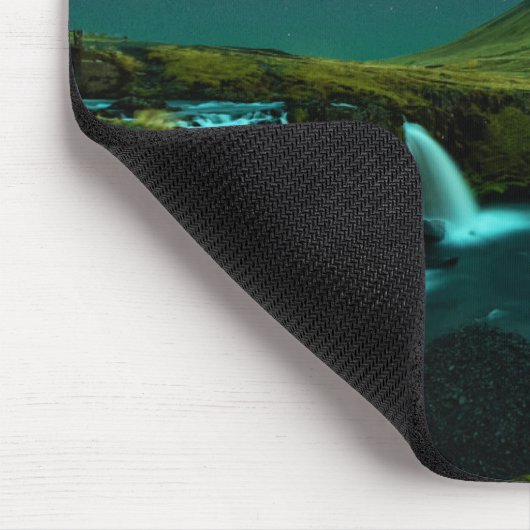 Wasserfälle | Wasserfall Kirkjufellfoss, Island Mousepad (Ecke)