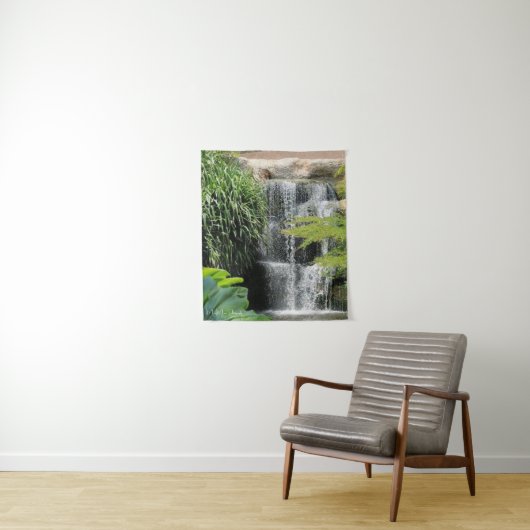 "WASSERFALLTAPESTRIE (50" x 60") Wandteppich (Beispiel)