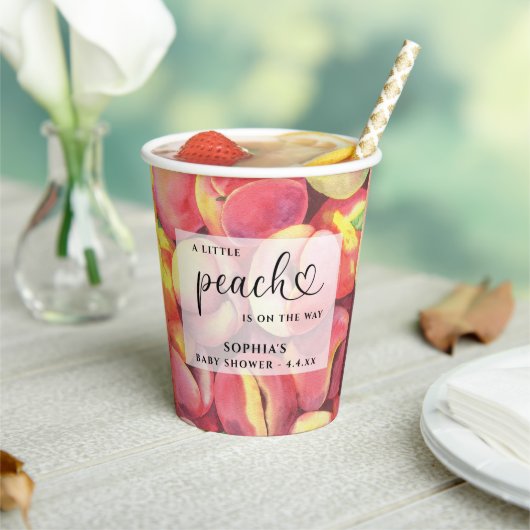 Wasserfarbe Kleine Pfirsich ist auf dem Weg Babydu Pappbecher (In Situ)