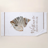 Wasserfarbe Seashell Beach House Strandtuch (Vorderseite)