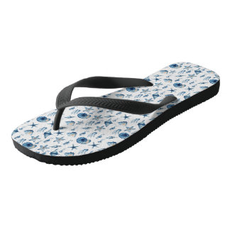 Wasserfarbe unter dem Meeresmuster Badesandalen