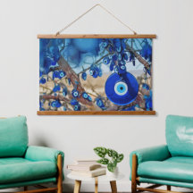 Wasserfarbe von Bäumen mit Nazaren dekoriert