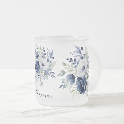 Wasserfarben Blau und Weiß BlumenBouquet Mattglastasse (VorderseiteRechts)