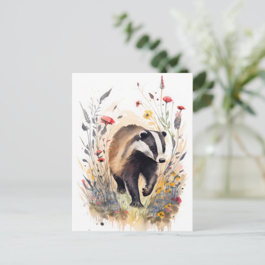 WasserfarbenBadger, der durch eine Blume-Wiese läu Postkarte (Stehend Vorderseite)