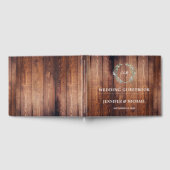 Wasserfarbene Blätter auf rustikalen Stallholz Hoc Gästebuch (Voll)