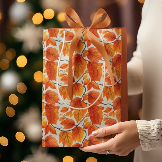 Wasserfarbene Herbstleaves - lebhafte Herbstfolien Mittlere Geschenktüte