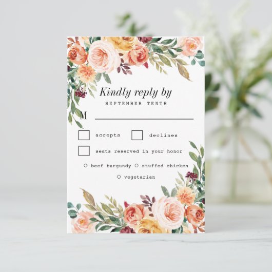 Wasserfarbene Mahlzeit Wahl Rosa Burgundy Hochzeit RSVP Karte (Stehend Vorderseite)