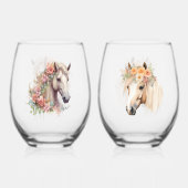 Wasserfarbene Pferdeköpfe mit Blumenkränzen Weinglas Ohne Stiel (Vorderseite)