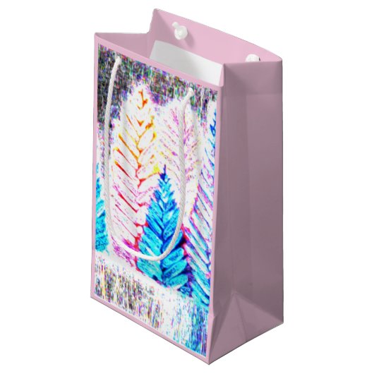 Wasserfarbene Pine-Geschenktasche Kleine Geschenktüte (Vorderseite Schrägansicht)