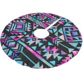 Wasserfarbene Stammesmotive, ethnische Tapeten. Polyester Weihnachtsbaumdecke (Schrägansicht)