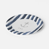 Wasserfarbene Streifen mit Anker Strand Hochzeit Pappteller (Schrägansicht)