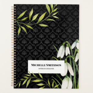 Wasserfarbene weiße Schneeröcke und Laurel Damask Planer